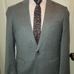NWOT Wool/Flannel Grey Pinstrip Suit